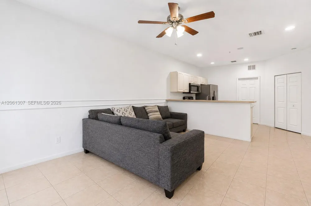 1925 Marsh Harbor Dr #204 Riviera Beach, FL 33404
