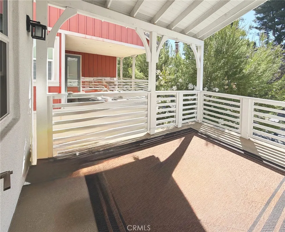 22 Noble Pomona, CA 91766