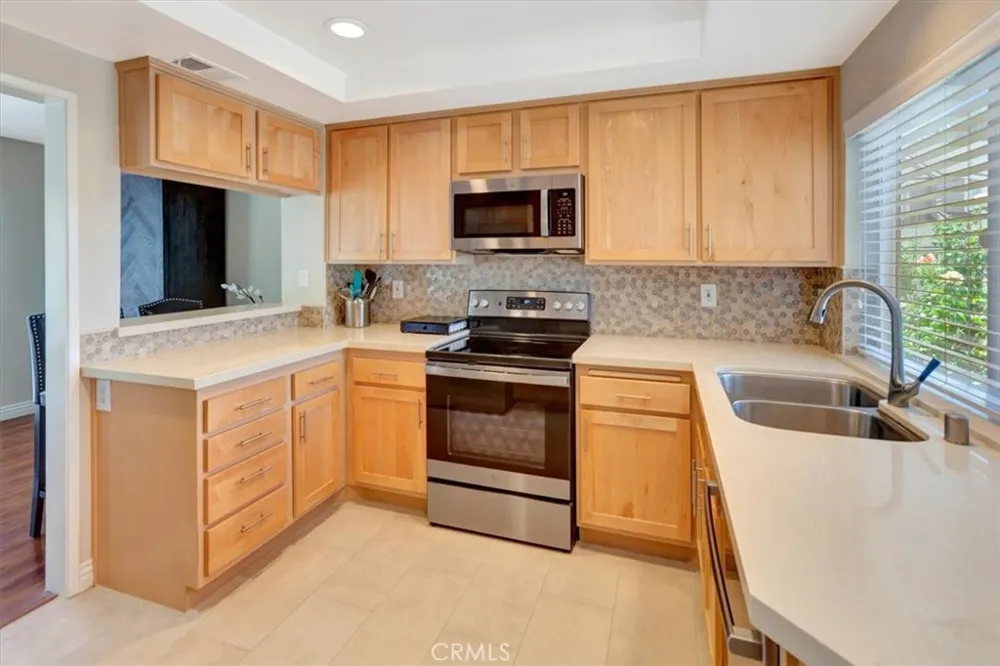 2 Willowood Aliso Viejo, CA 92656