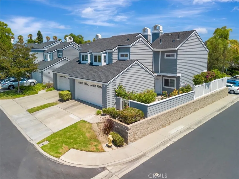 2 Willowood Aliso Viejo, CA 92656