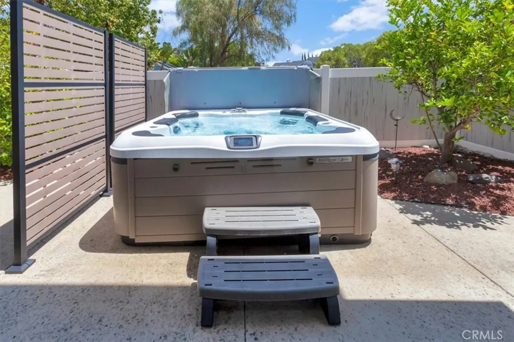 2 Willowood Aliso Viejo, CA 92656