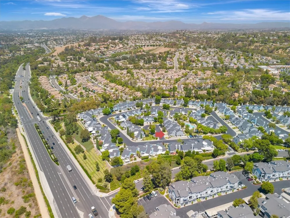 2 Willowood Aliso Viejo, CA 92656