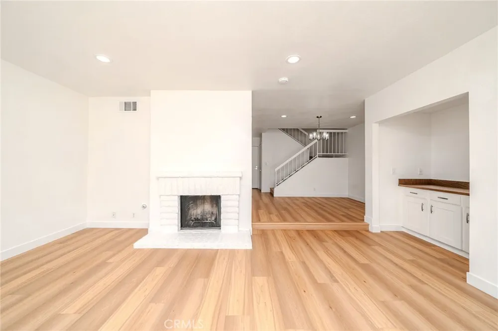 1610 Via Linda Fullerton, CA 92833