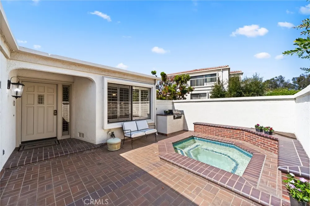 27792 Arta Mission Viejo, CA 92692