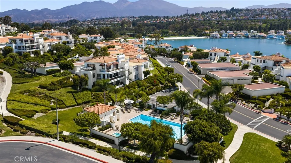 27792 Arta Mission Viejo, CA 92692