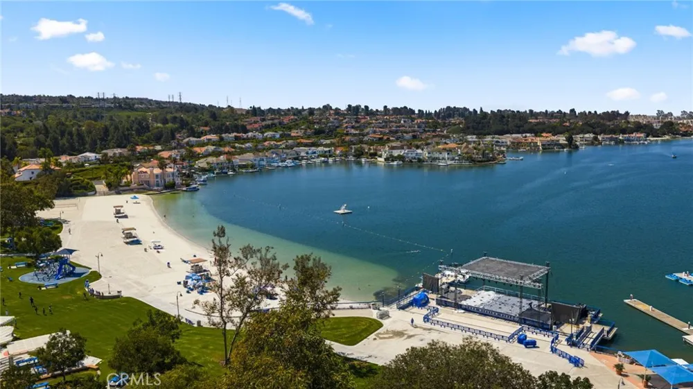 27792 Arta Mission Viejo, CA 92692