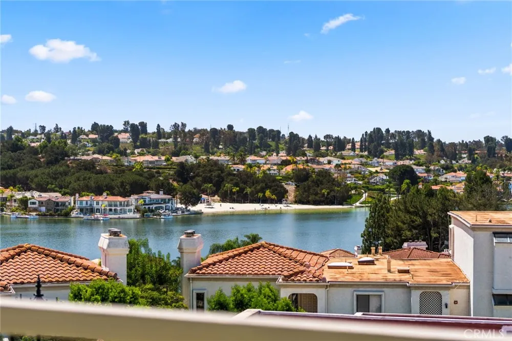 27792 Arta Mission Viejo, CA 92692