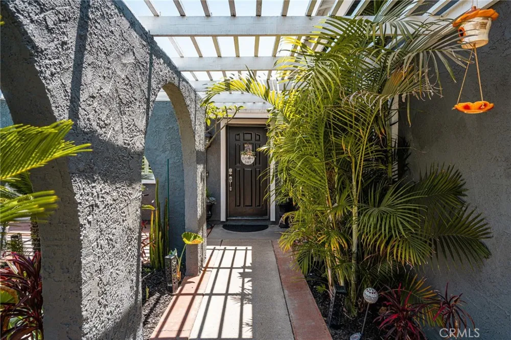 4154 E Fauna Avenue Anaheim Hills, CA 92807