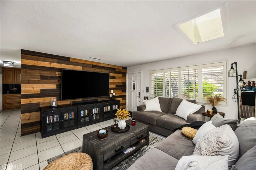 4154 E Fauna Avenue Anaheim Hills, CA 92807