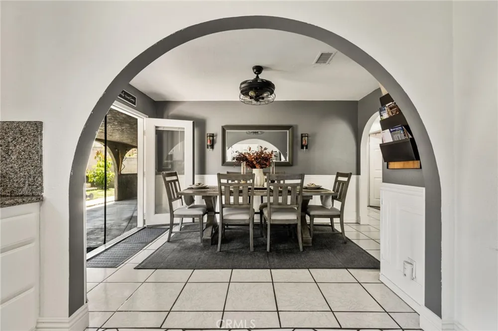 4154 E Fauna Avenue Anaheim Hills, CA 92807