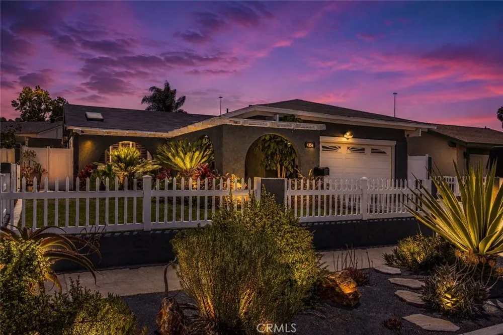 4154 E Fauna Avenue Anaheim Hills, CA 92807