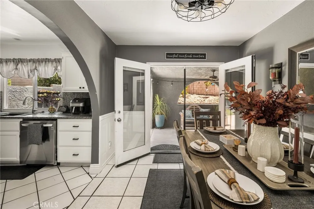 4154 E Fauna Avenue Anaheim Hills, CA 92807