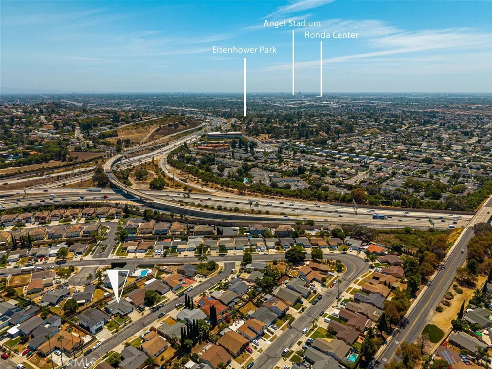 4154 E Fauna Avenue Anaheim Hills, CA 92807
