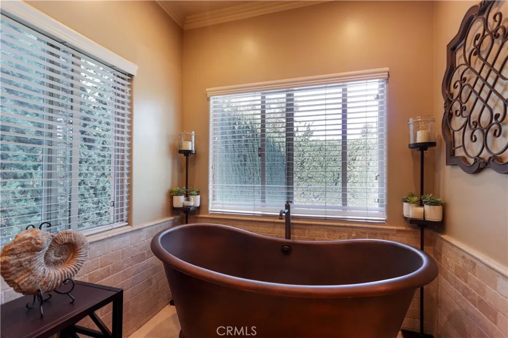 4759 Lemona Sherman Oaks, CA 91403