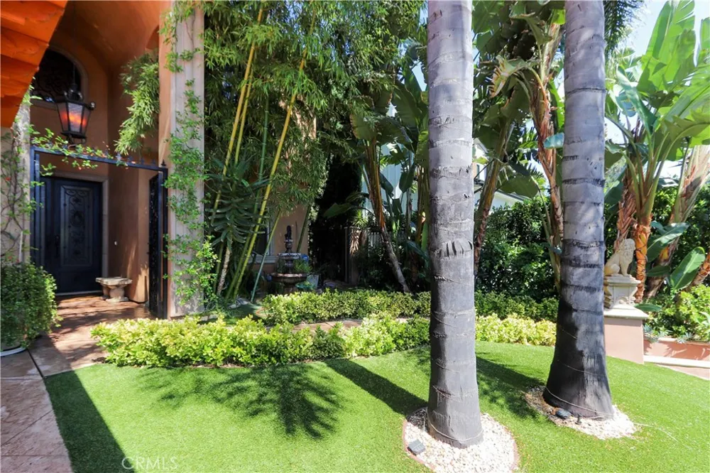 4759 Lemona Sherman Oaks, CA 91403