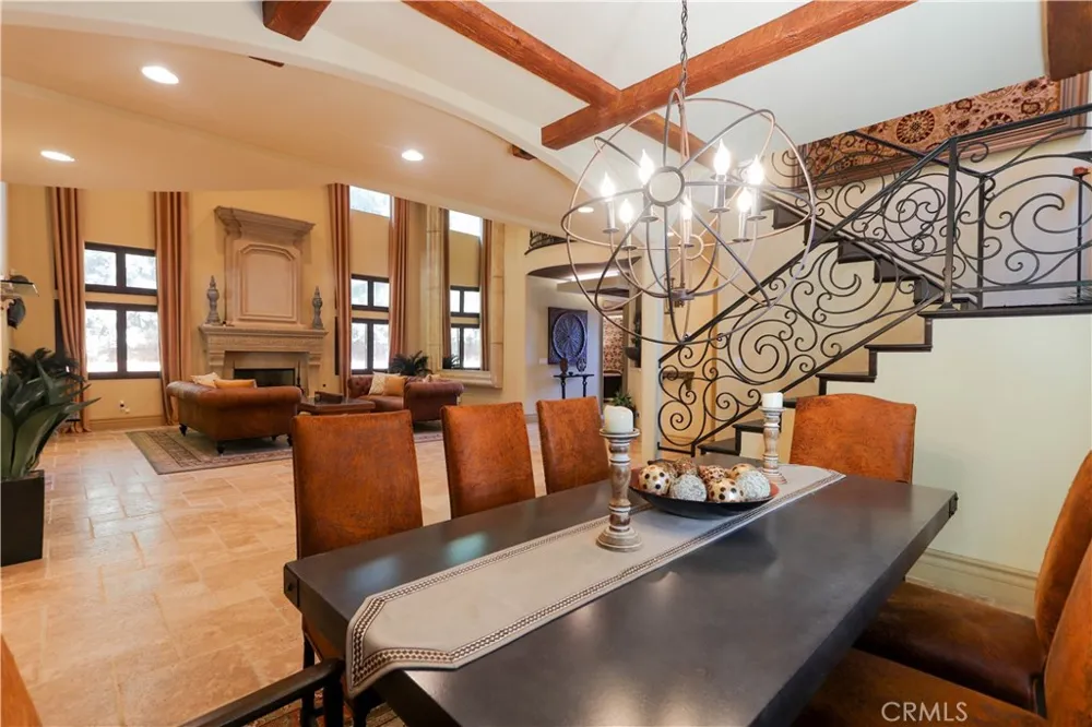 4759 Lemona Sherman Oaks, CA 91403