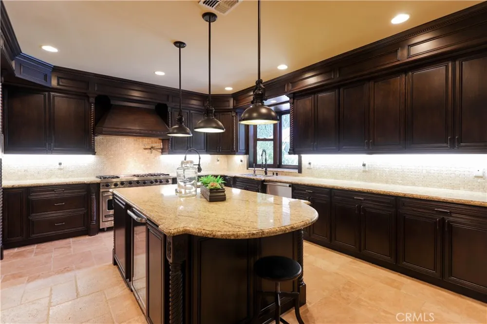 4759 Lemona Sherman Oaks, CA 91403
