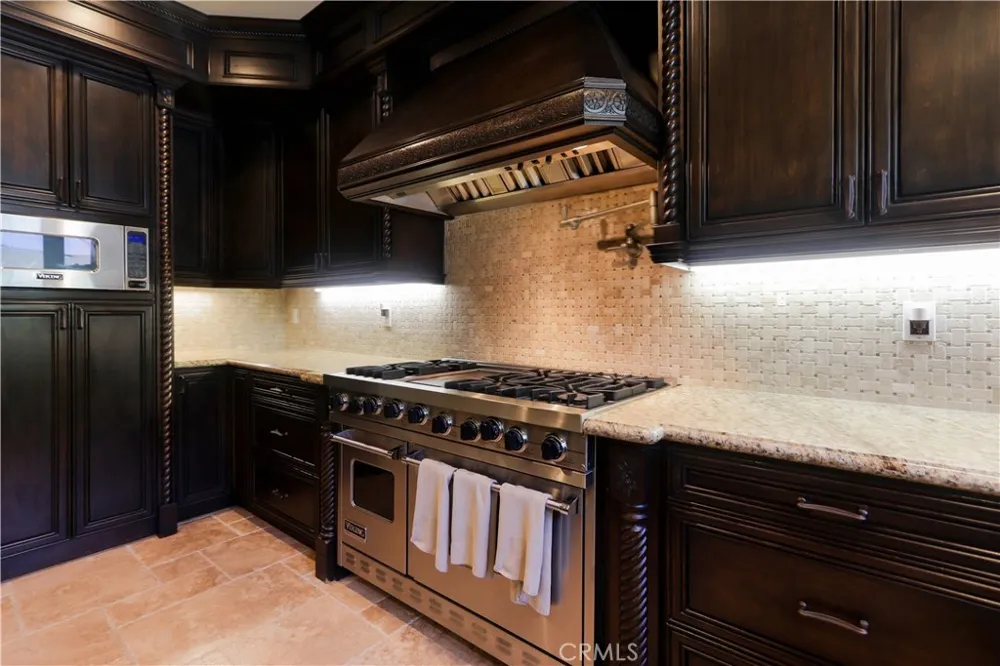 4759 Lemona Sherman Oaks, CA 91403