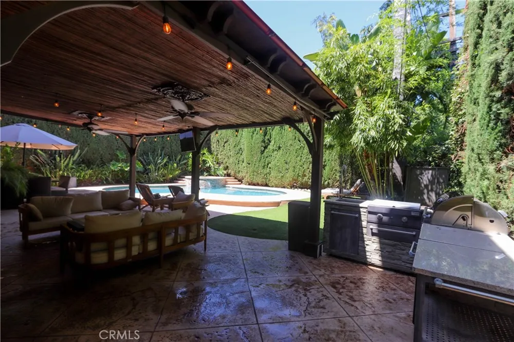 4759 Lemona Sherman Oaks, CA 91403