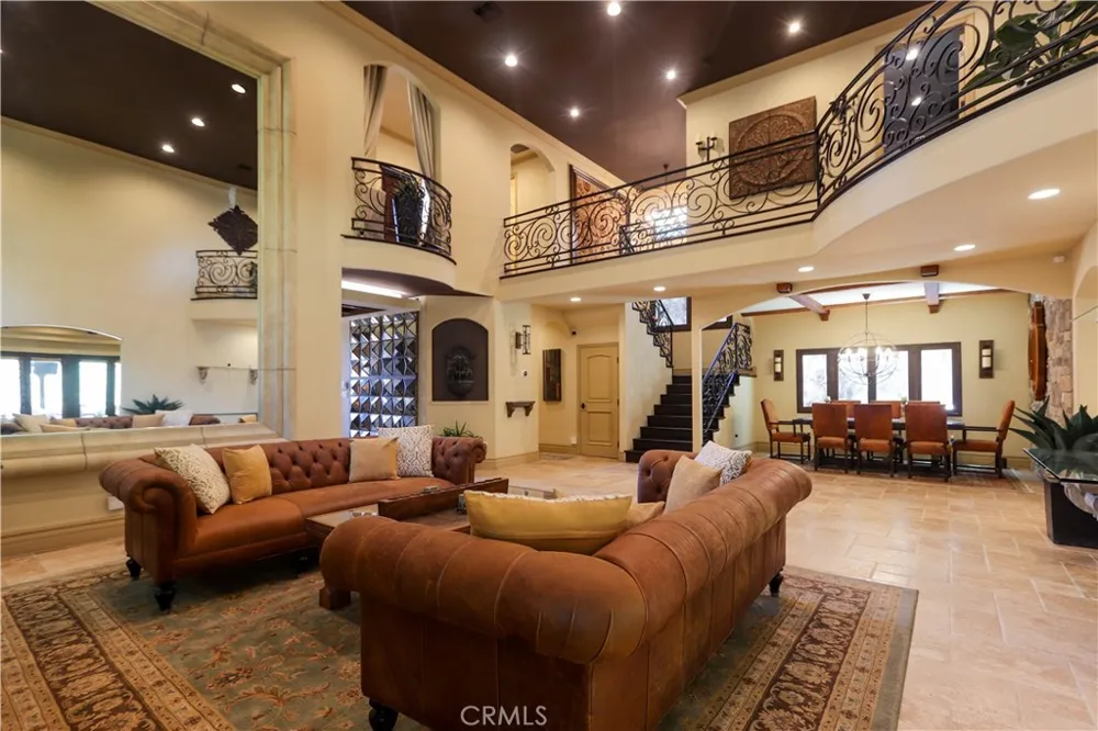 4759 Lemona Sherman Oaks, CA 91403