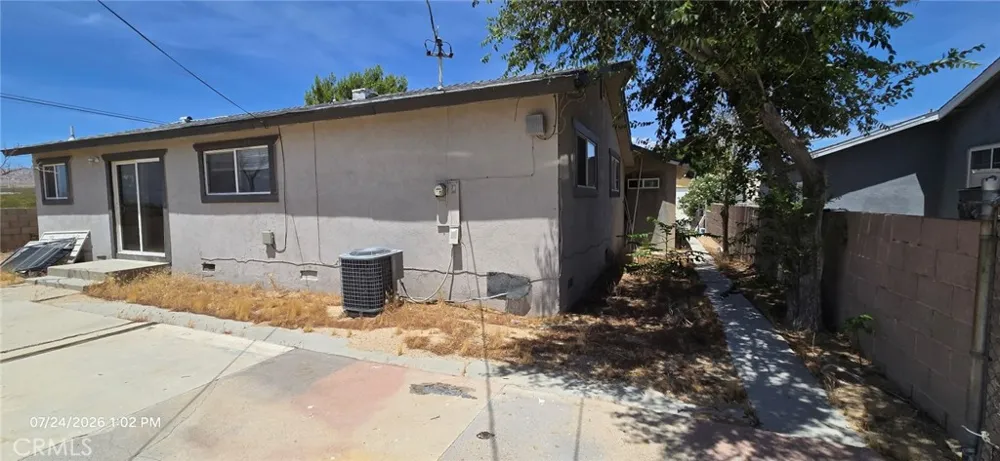 2892 Benito Mojave, CA 93501