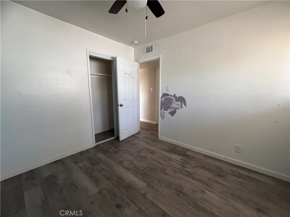 2892 Benito Mojave, CA 93501