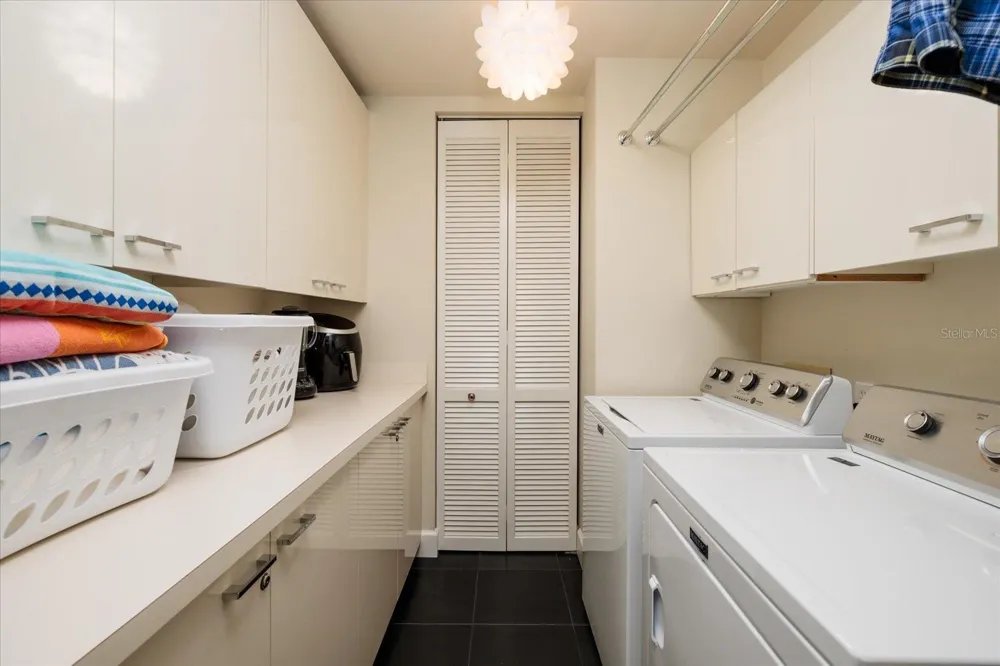 1560 GULF BOULEVARD #1101 Clearwater Beach, FL 33767