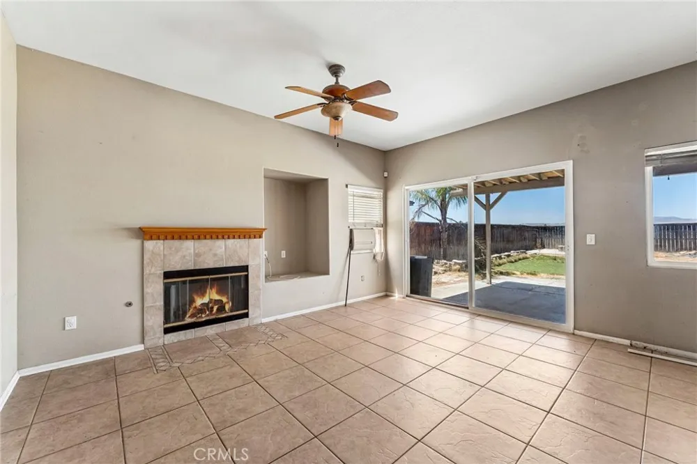1592 Western Village Drive San Jacinto, CA 92583