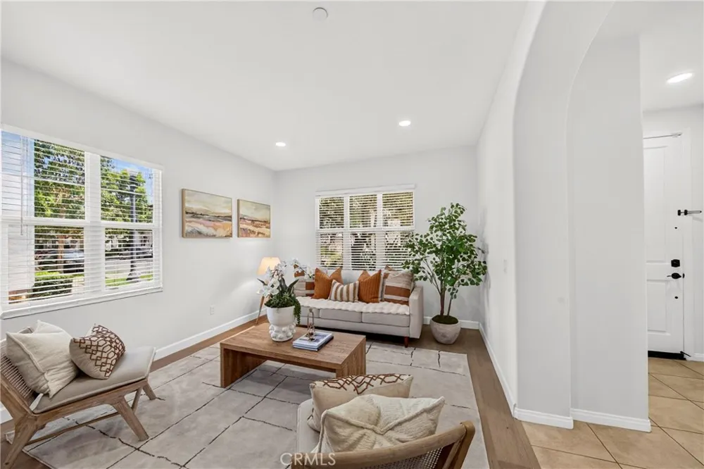 344 Santa Maria Anaheim, CA 92801