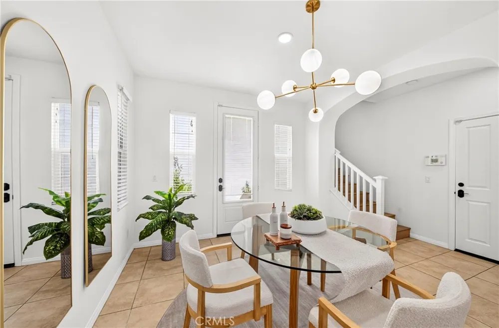 344 Santa Maria Anaheim, CA 92801