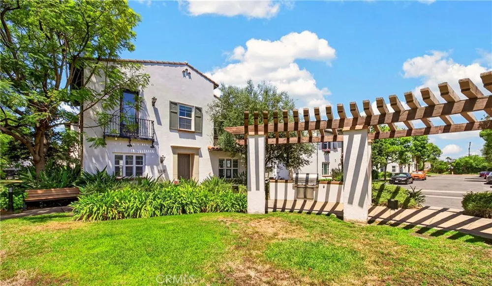 344 Santa Maria Anaheim, CA 92801