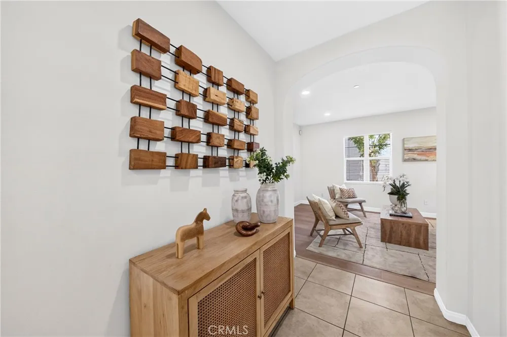 344 Santa Maria Anaheim, CA 92801