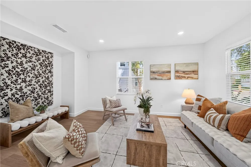 344 Santa Maria Anaheim, CA 92801