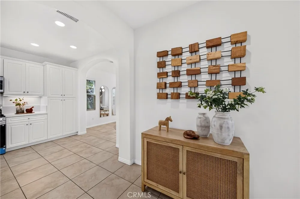 344 Santa Maria Anaheim, CA 92801