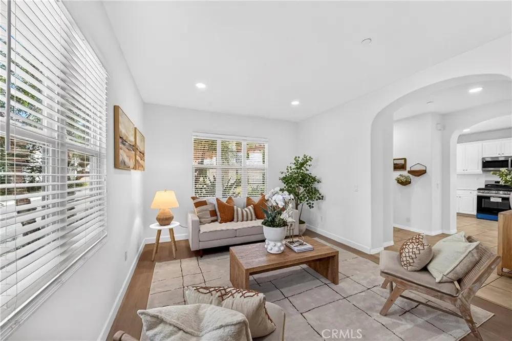 344 Santa Maria Anaheim, CA 92801