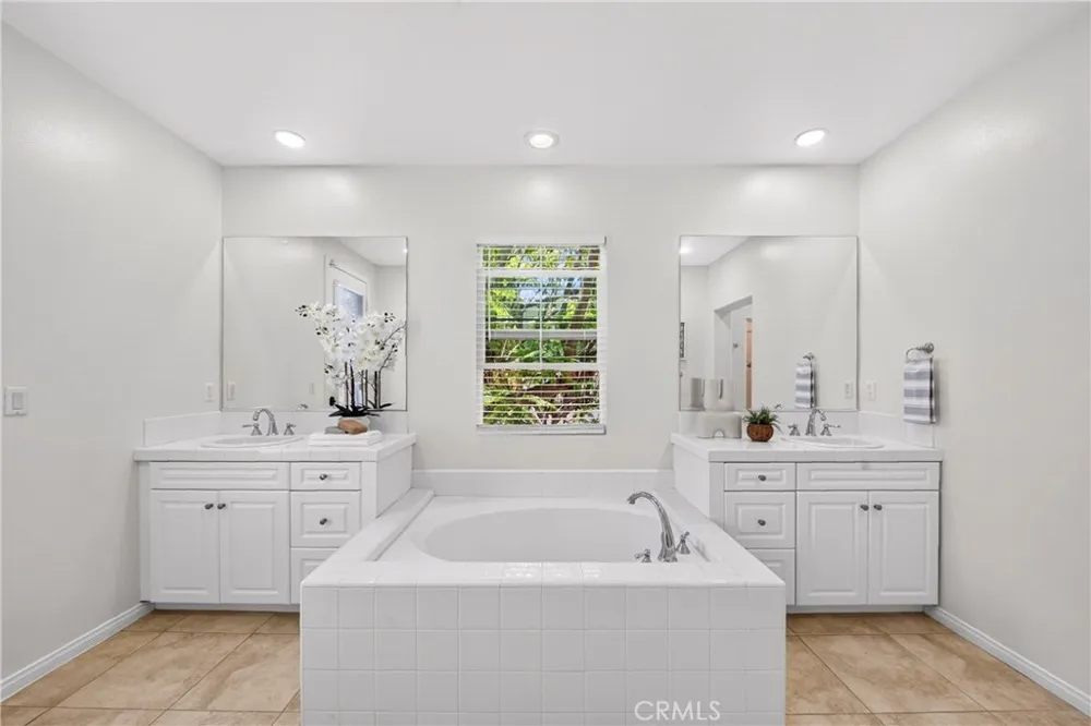 344 Santa Maria Anaheim, CA 92801