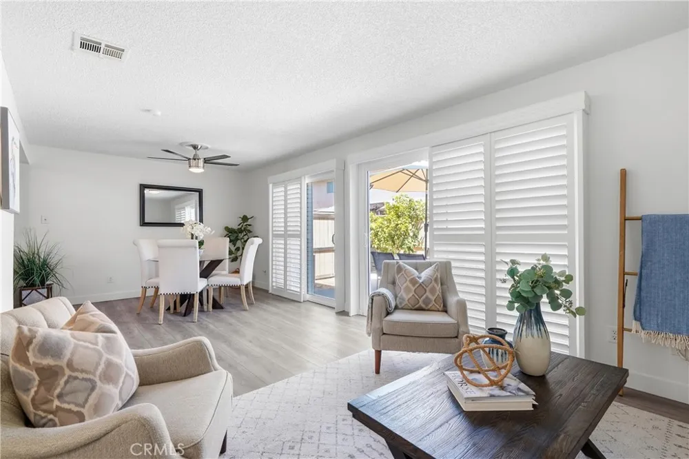 321 W Hermitage Azusa, CA 91702