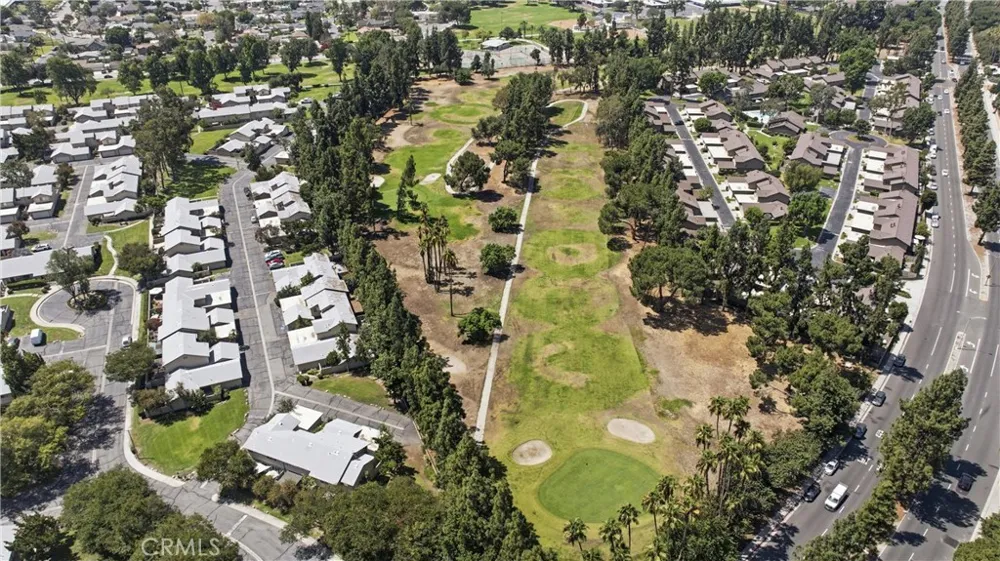 321 W Hermitage Azusa, CA 91702