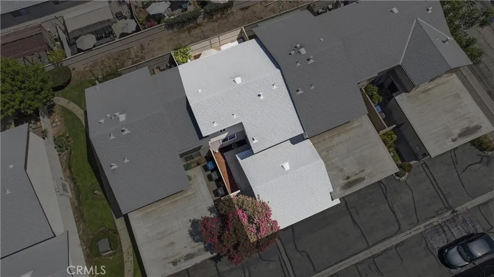 321 W Hermitage Azusa, CA 91702