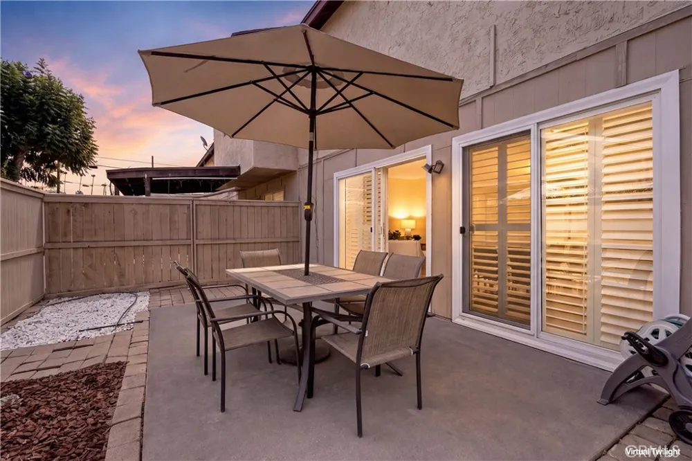 321 W Hermitage Azusa, CA 91702