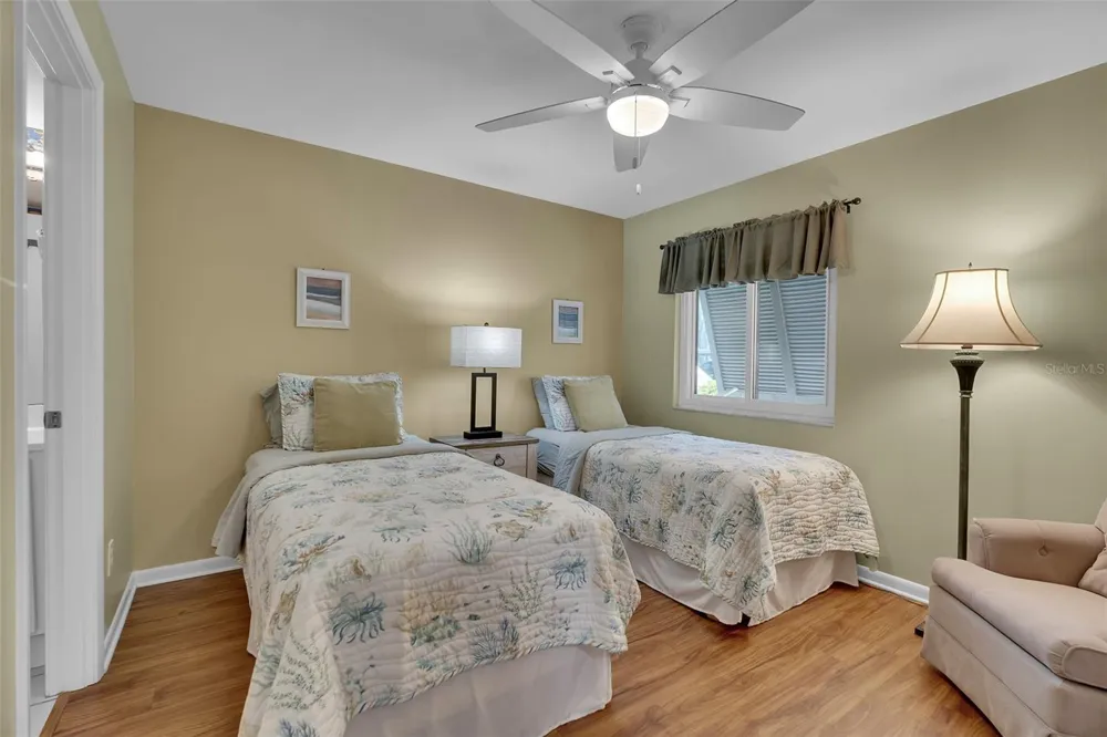 4644 LONGWATER #97 Sarasota, FL 34235