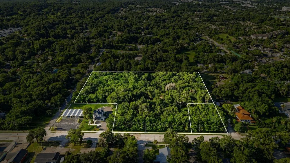 E NEW YORK AVENUE Deland, FL 32724