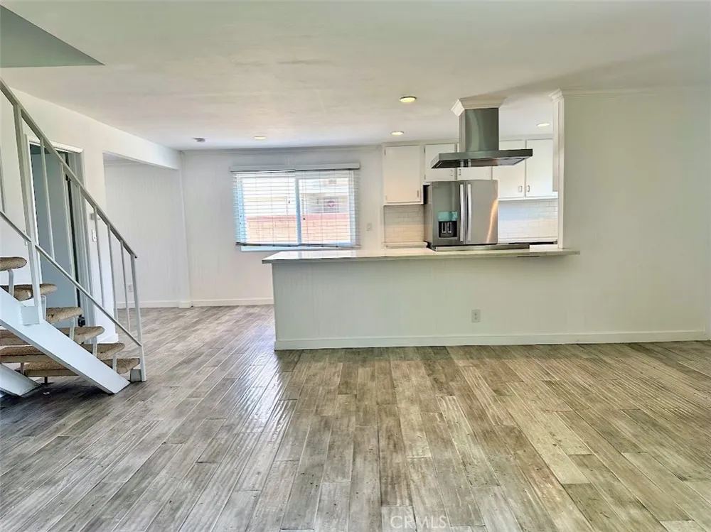 5593 Pioneer Boulevard #1 Whittier, CA 90601