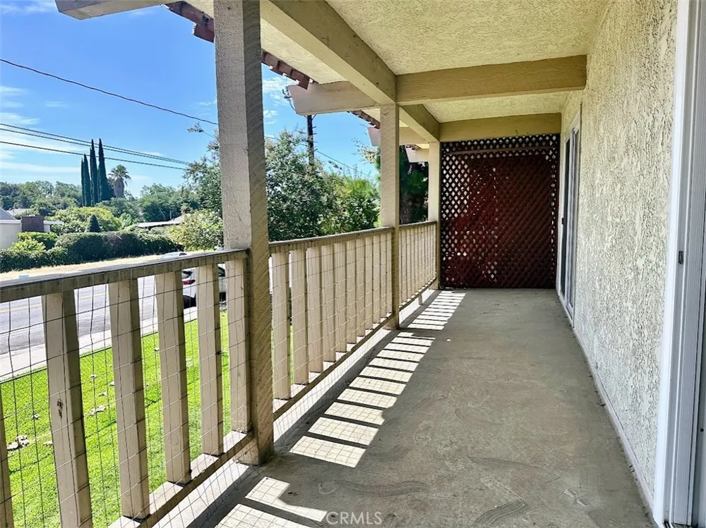 5593 Pioneer Boulevard #1 Whittier, CA 90601