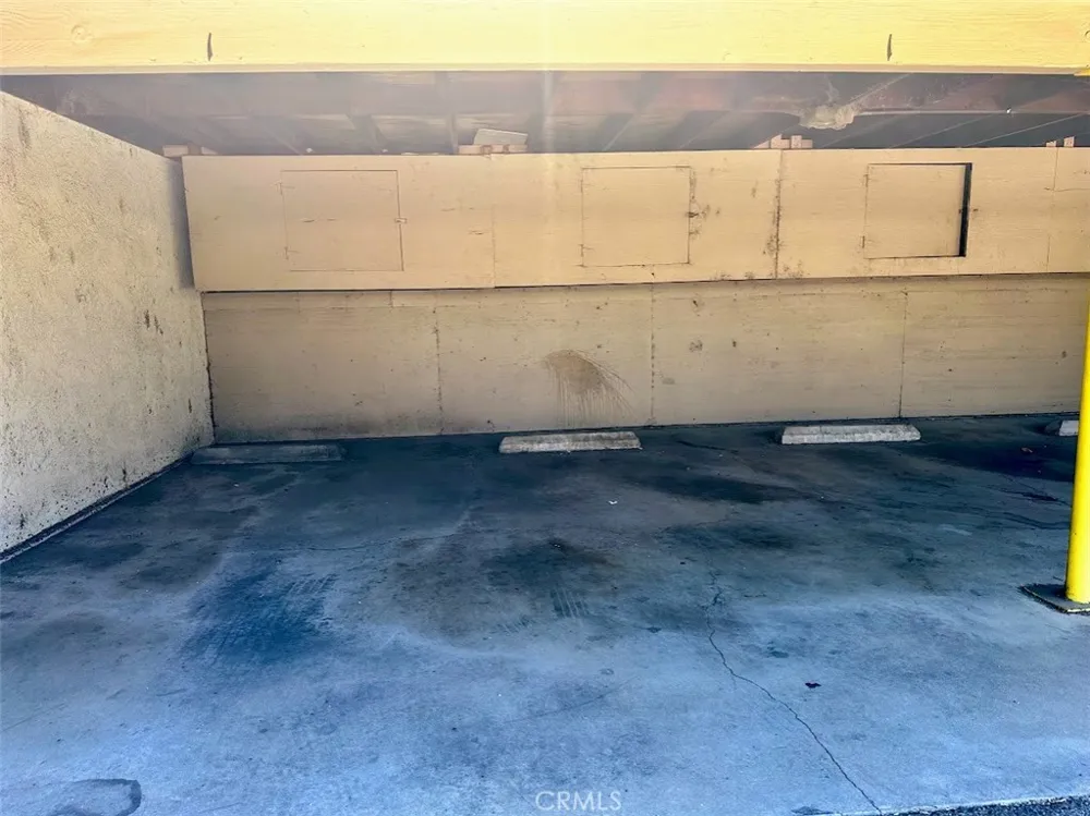 5593 Pioneer Boulevard #1 Whittier, CA 90601