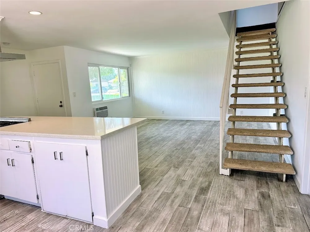 5593 Pioneer Boulevard #1 Whittier, CA 90601