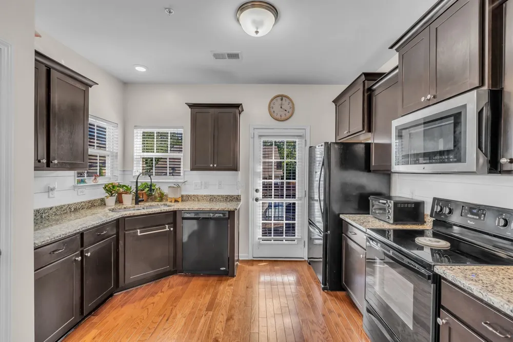 2091 Hemlock Dr Spring Hill, TN 37174