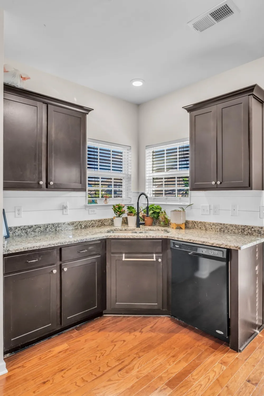 2091 Hemlock Dr Spring Hill, TN 37174
