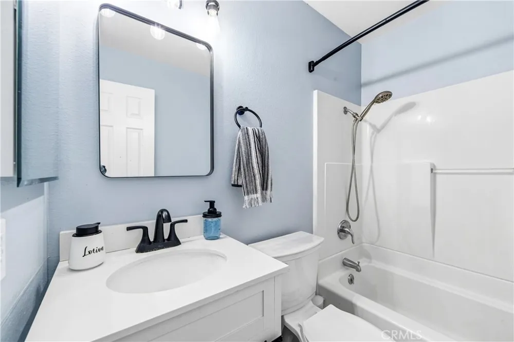 21522 Belshire #12 Hawaiian Gardens, CA 90716