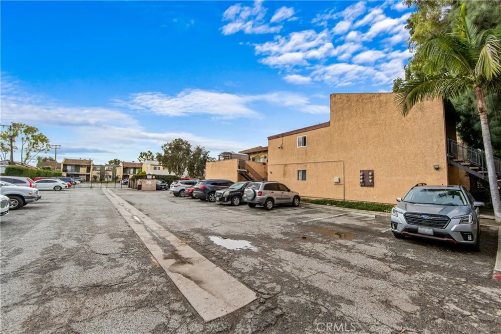 21522 Belshire #12 Hawaiian Gardens, CA 90716
